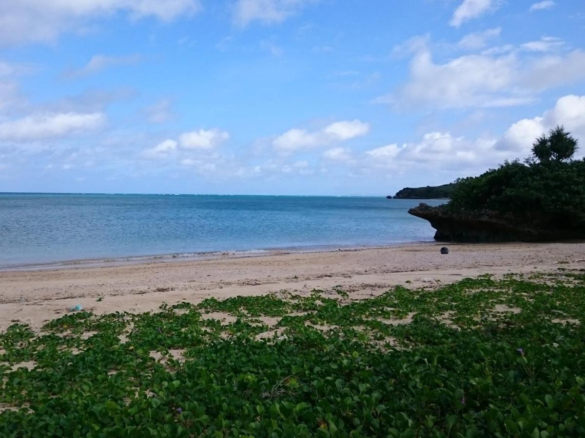 Garden Beach House Motobu Esterno foto